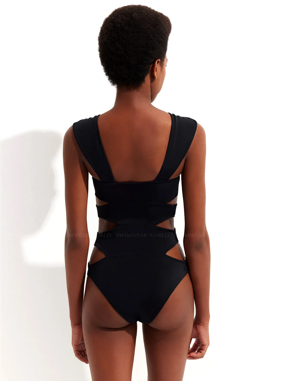 Erica One Piece ::RET
