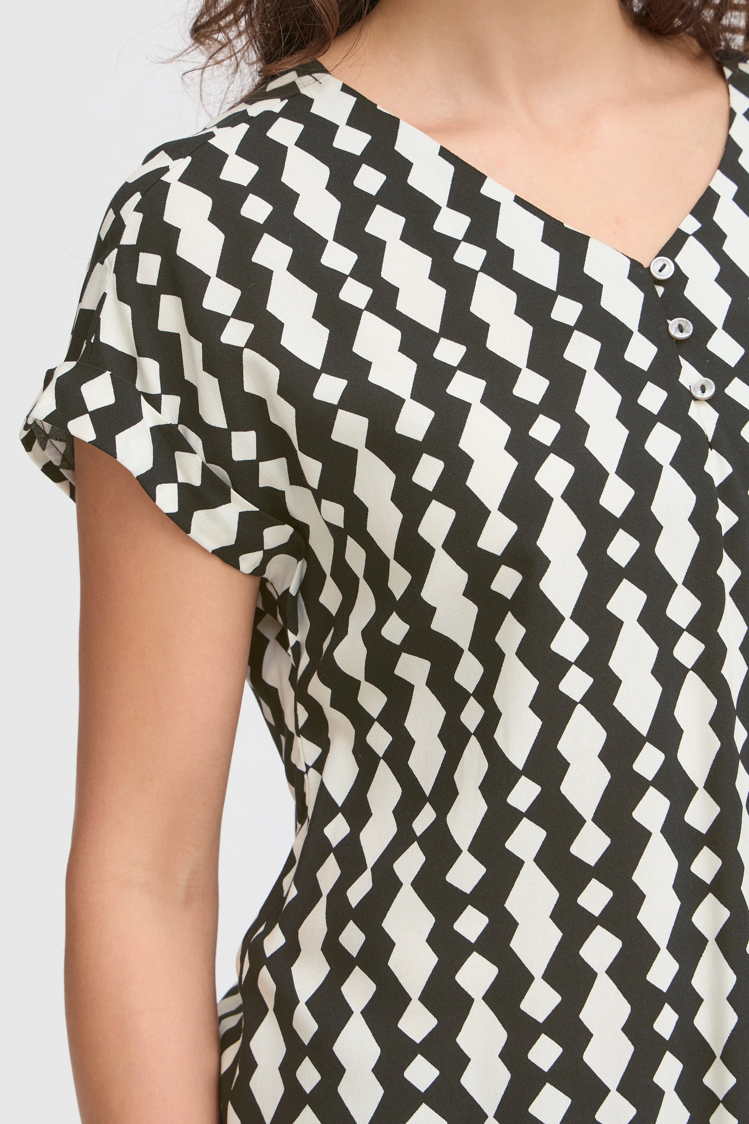 Heat Blouse | Black Art