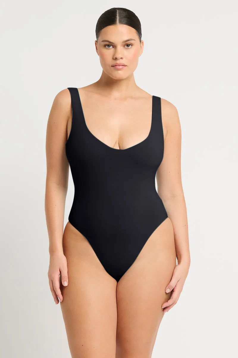 Lucia One Piece