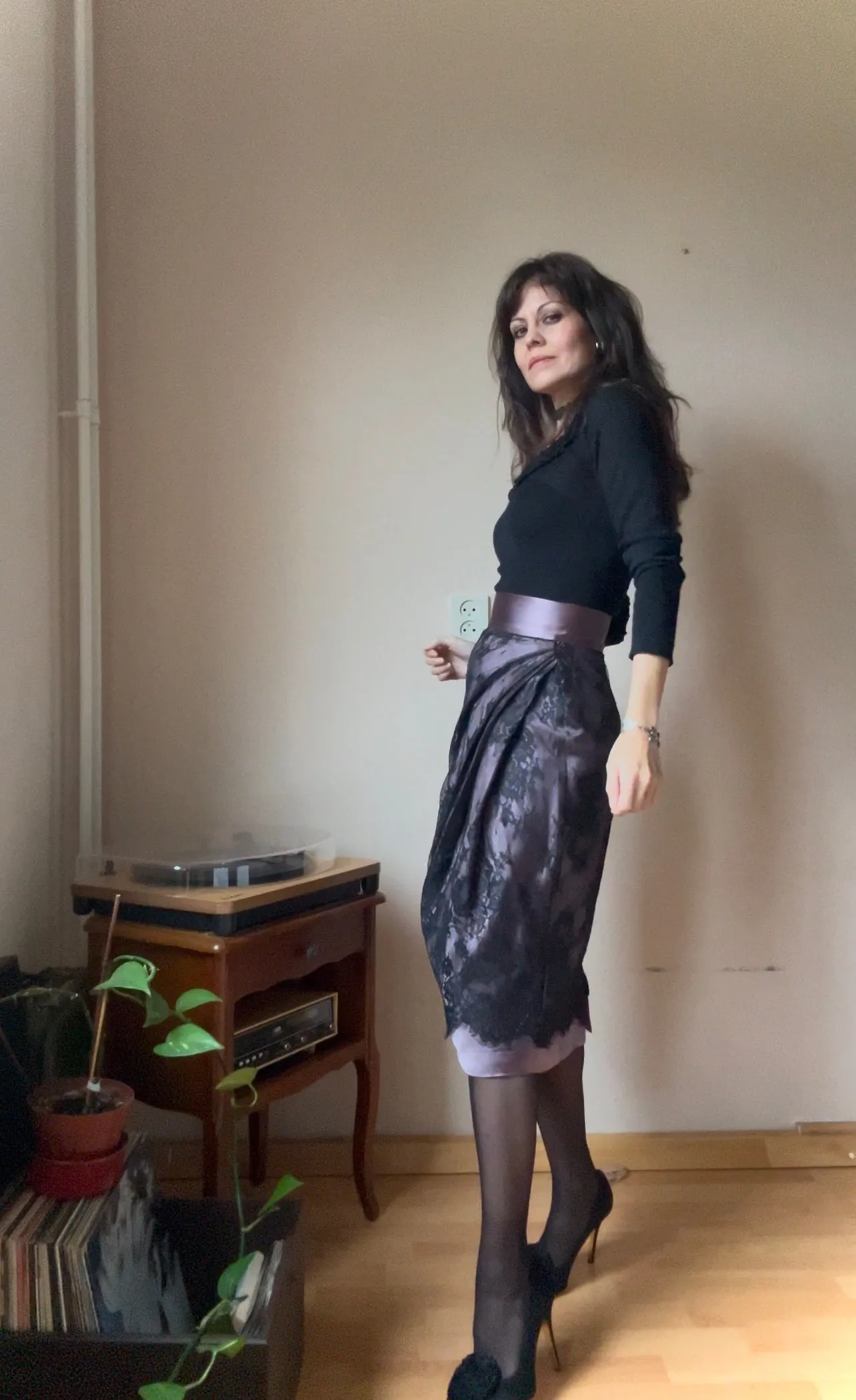 Vintage satin & lace cocktail skirt